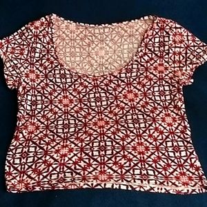 Maroon and White Scoop Neck Top